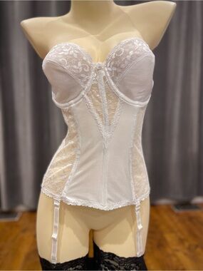Vintage Carnival 34D bustier with garters
